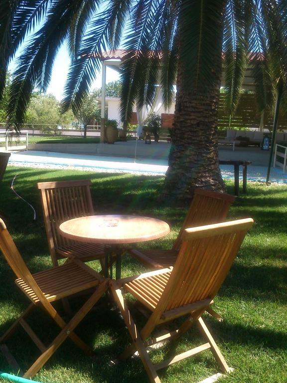 Evoikos Beach & Resort Livanátai 外观 照片